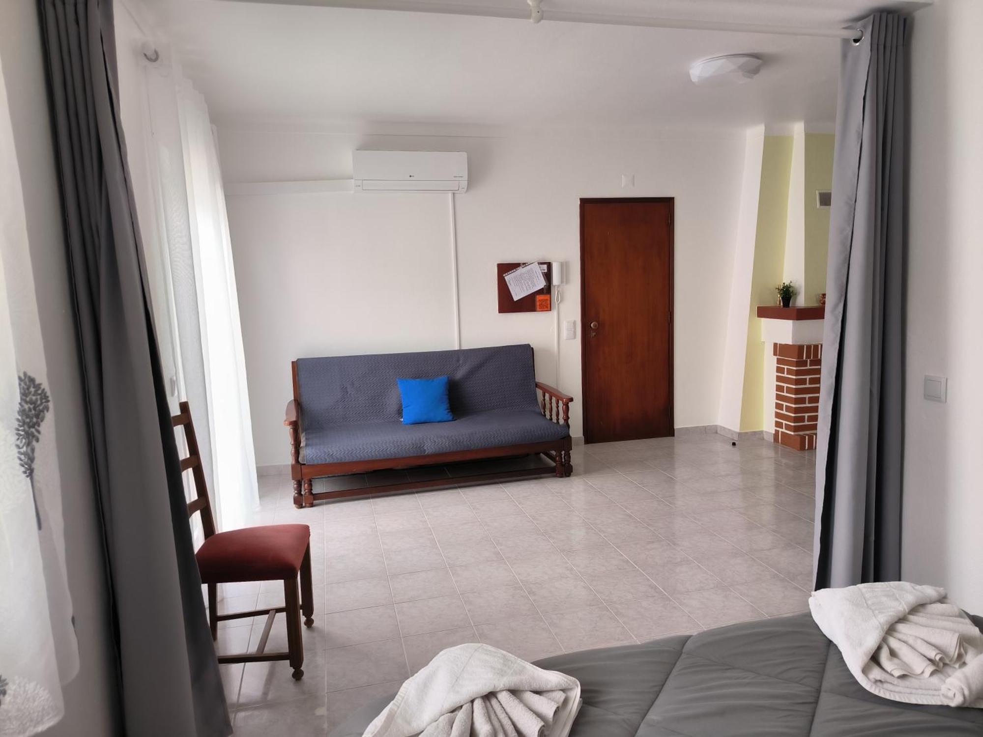 Apartamentos Campos 1 Porto Covo Buitenkant foto