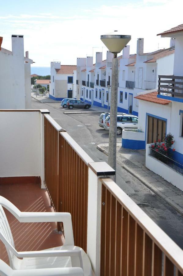 Apartamentos Campos 1 Porto Covo Buitenkant foto